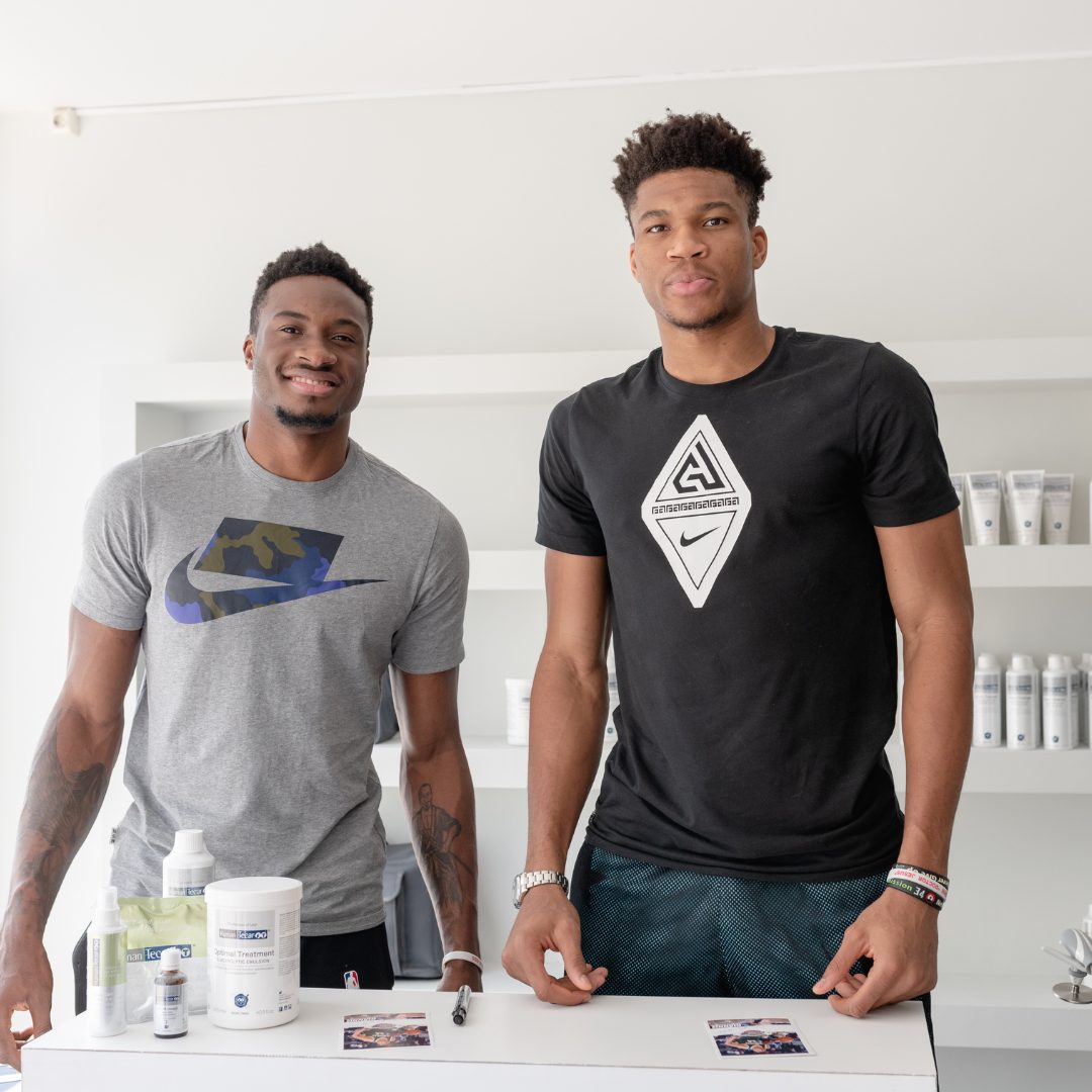 Giannis e Thanasis Antetokounmpo